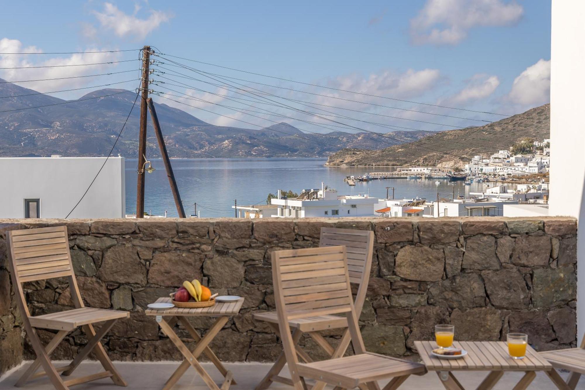 Afroessa Milos Adamantas  Exterior photo